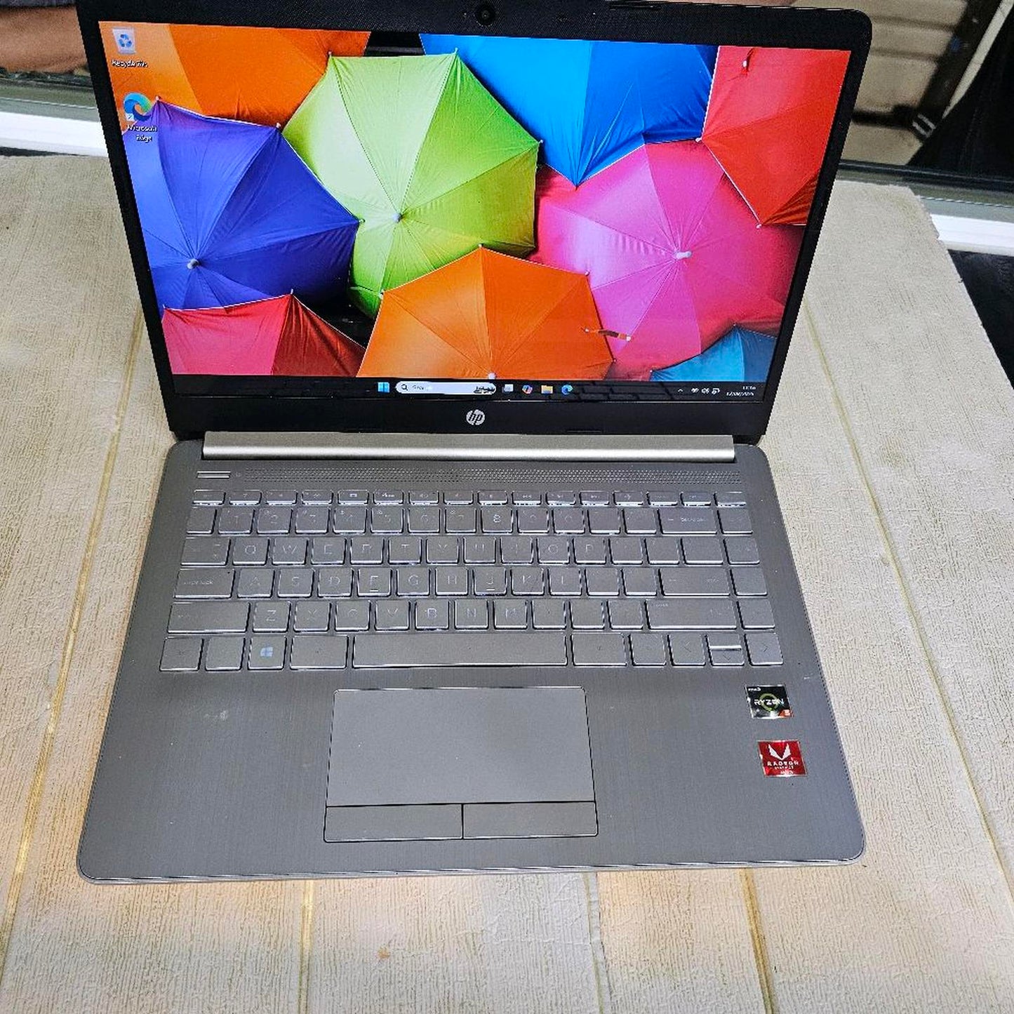 HP 14S RYZEN 5 3500U 8/512 14 inc | LAPTOPGO GALAXY