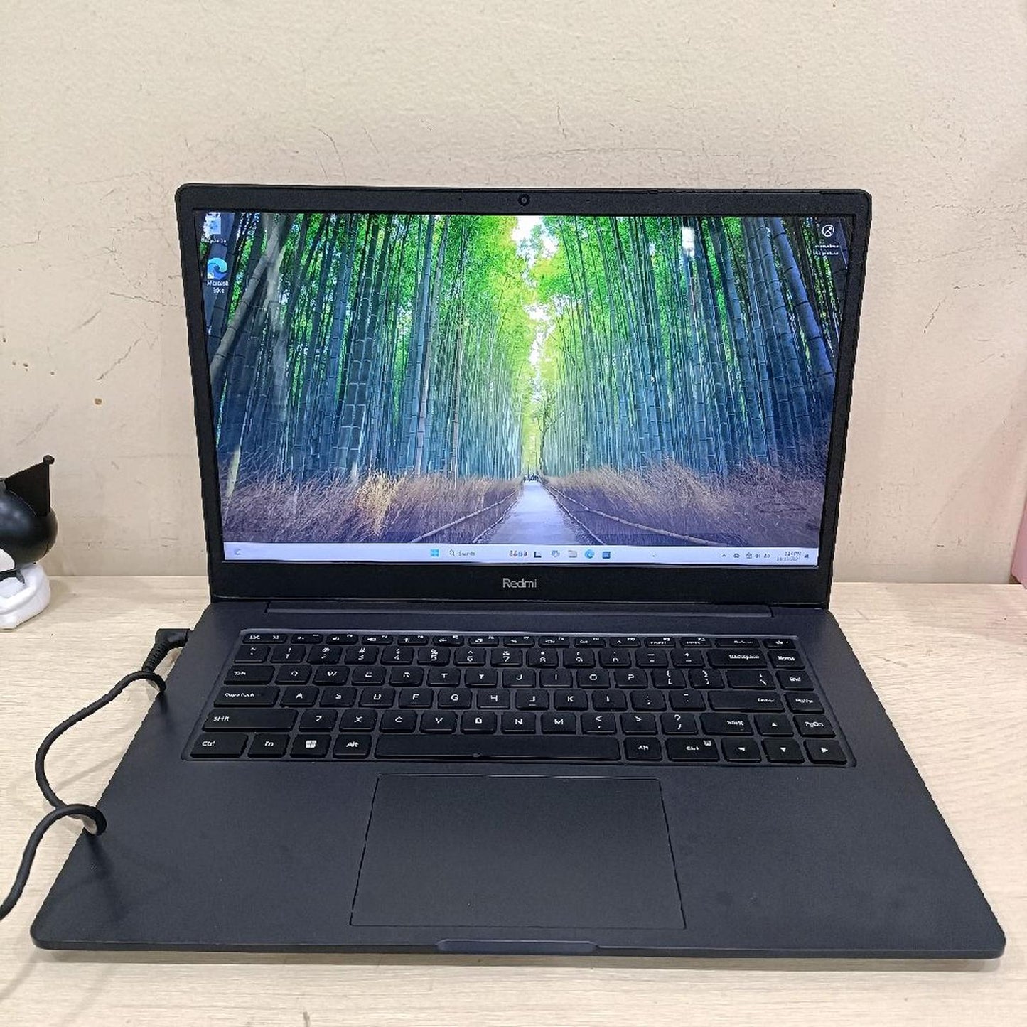 REDMIBOOK 15, INTEL CORE I3 GEN 11 / RAM 8GB / SSD 256GB / LAYAR 15" | BINTARO