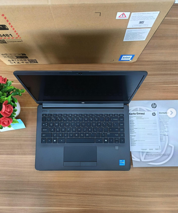 HP 240 G9 CORE I3 GEN 13 8/256 (BNOB)