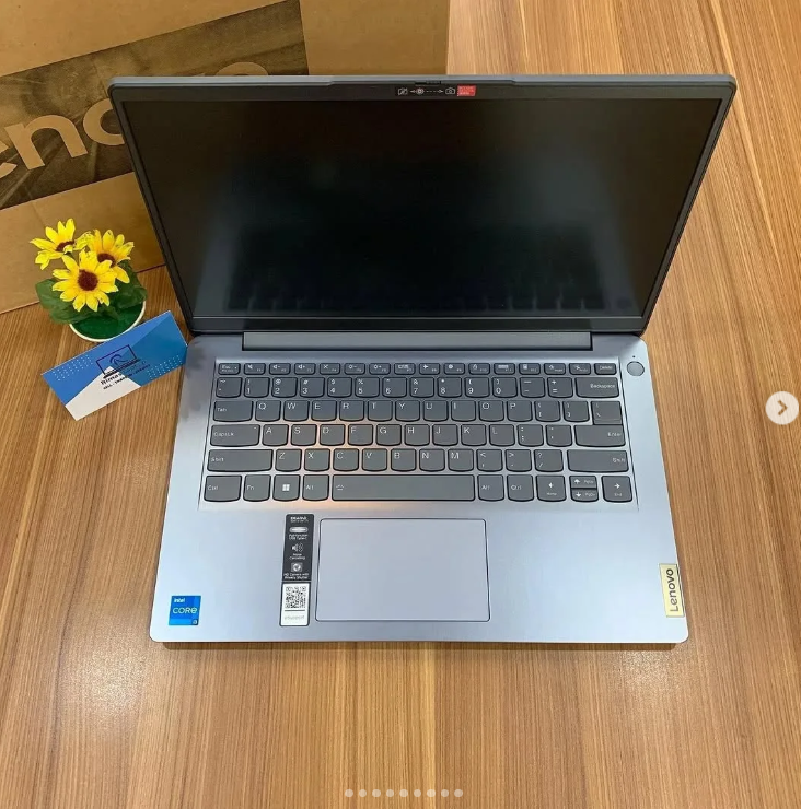 LENOVO IDEAPAD SLIM 3 RAM 8 / SSD 256 GB Intel Core i3 gen 12 Intel(R) HD Graphics 14 inch BNOB | TANDUR