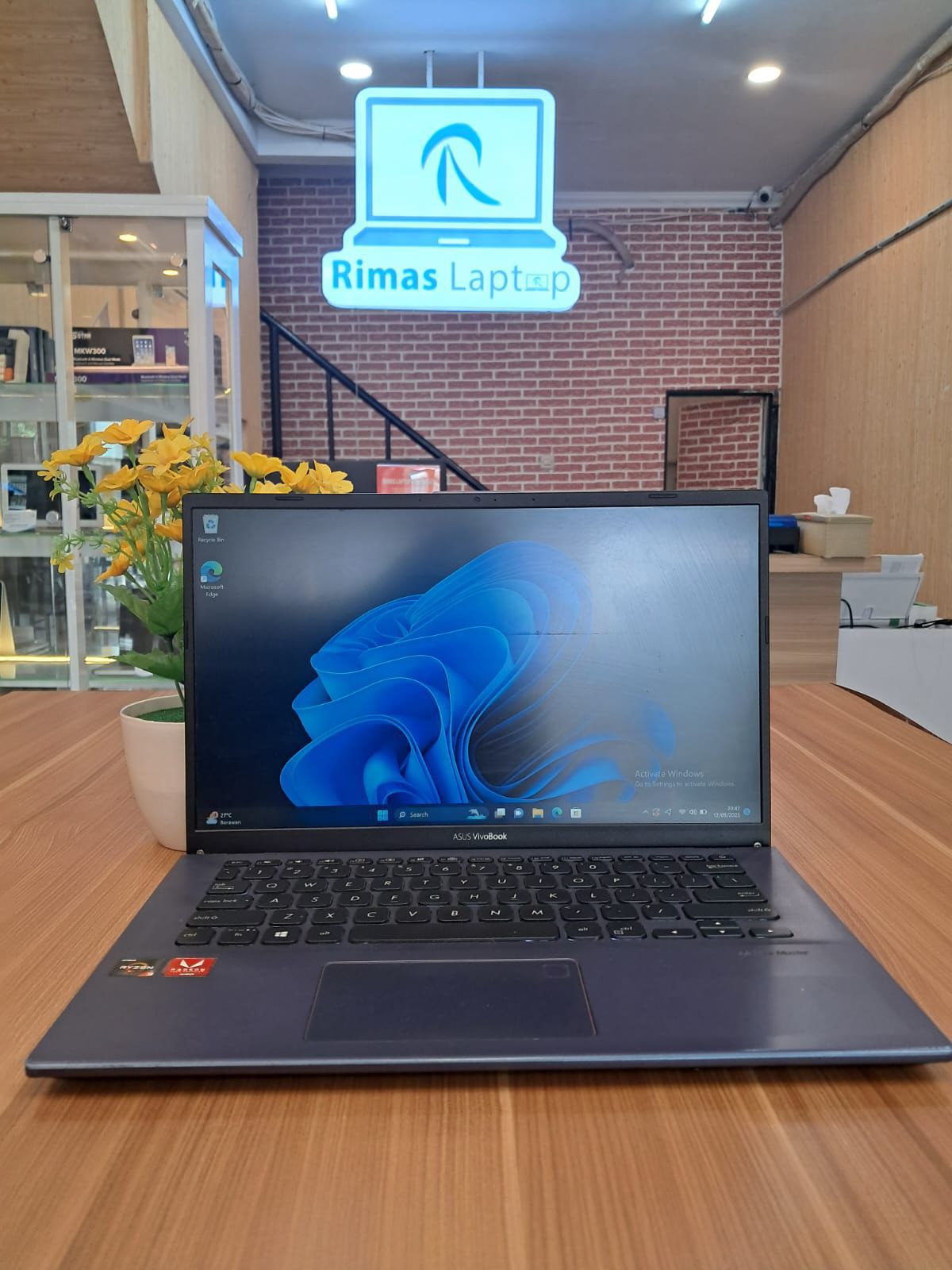ASUS VIVOBOOK 8/512 SECOND
