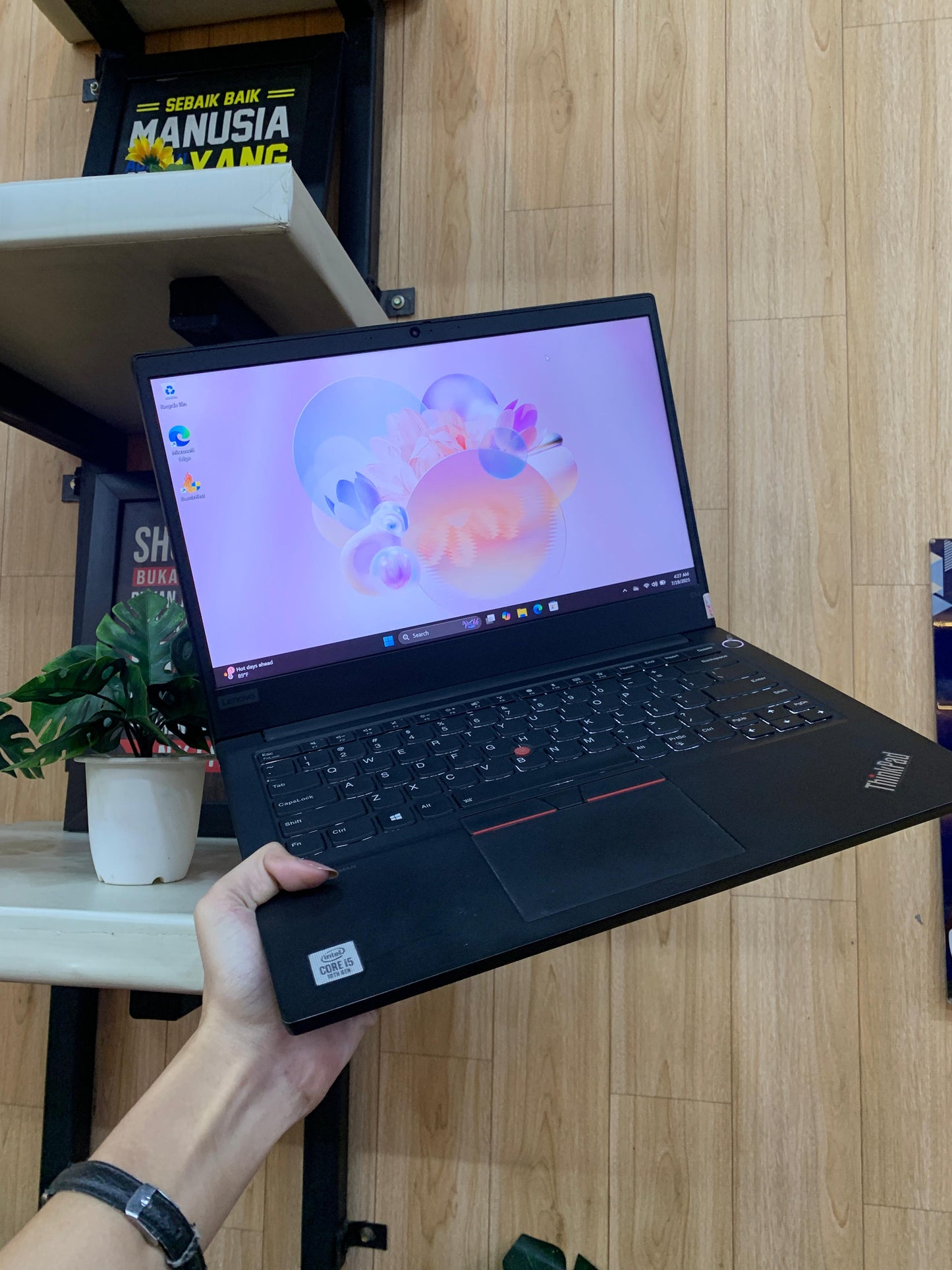 LENOVO THINKPAD 8/256 SECOND