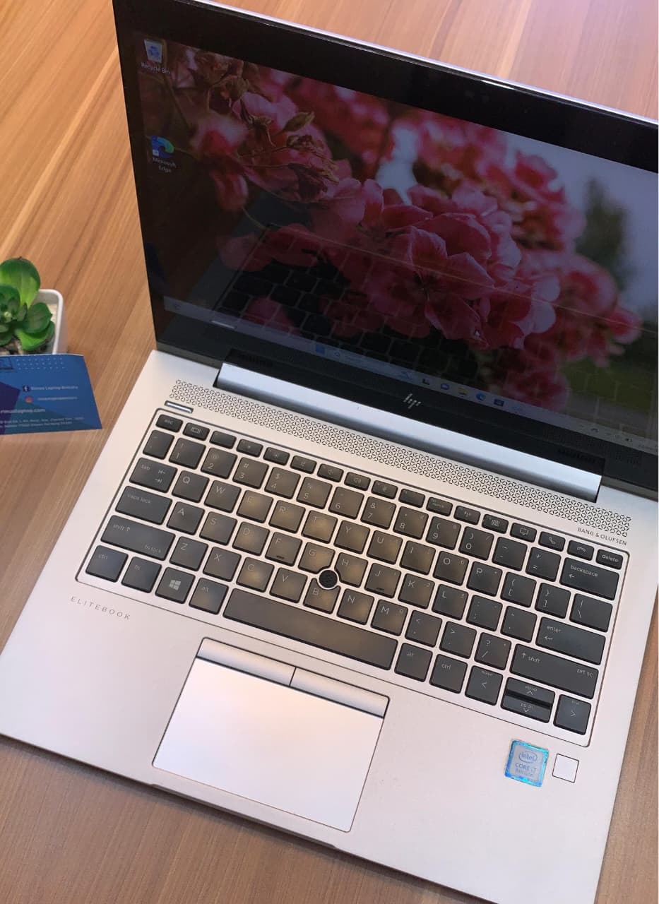 HP ELITEBOK TOUCHSCREEN 16/512 LIKE NEW