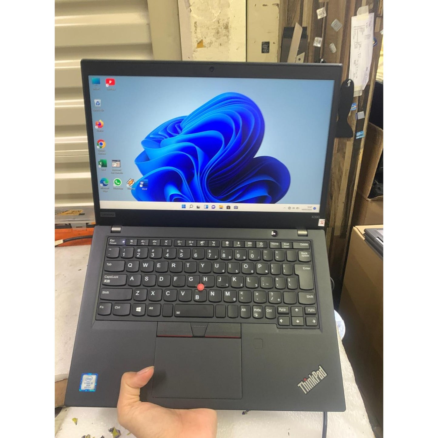 LENOVO THINKPAD X390  I5 GEN 8 RAM 16/256GB SSD 13,3" FHD Intel UHD Graphics 620 | BEKASI