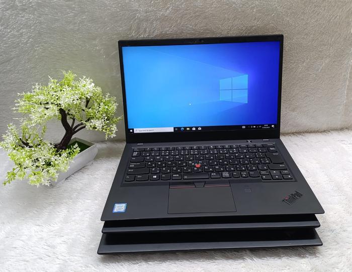 LENOVO THINKPAD X1 CARBON I5 GEN 8 8GB/256GB | KELAPA GADING
