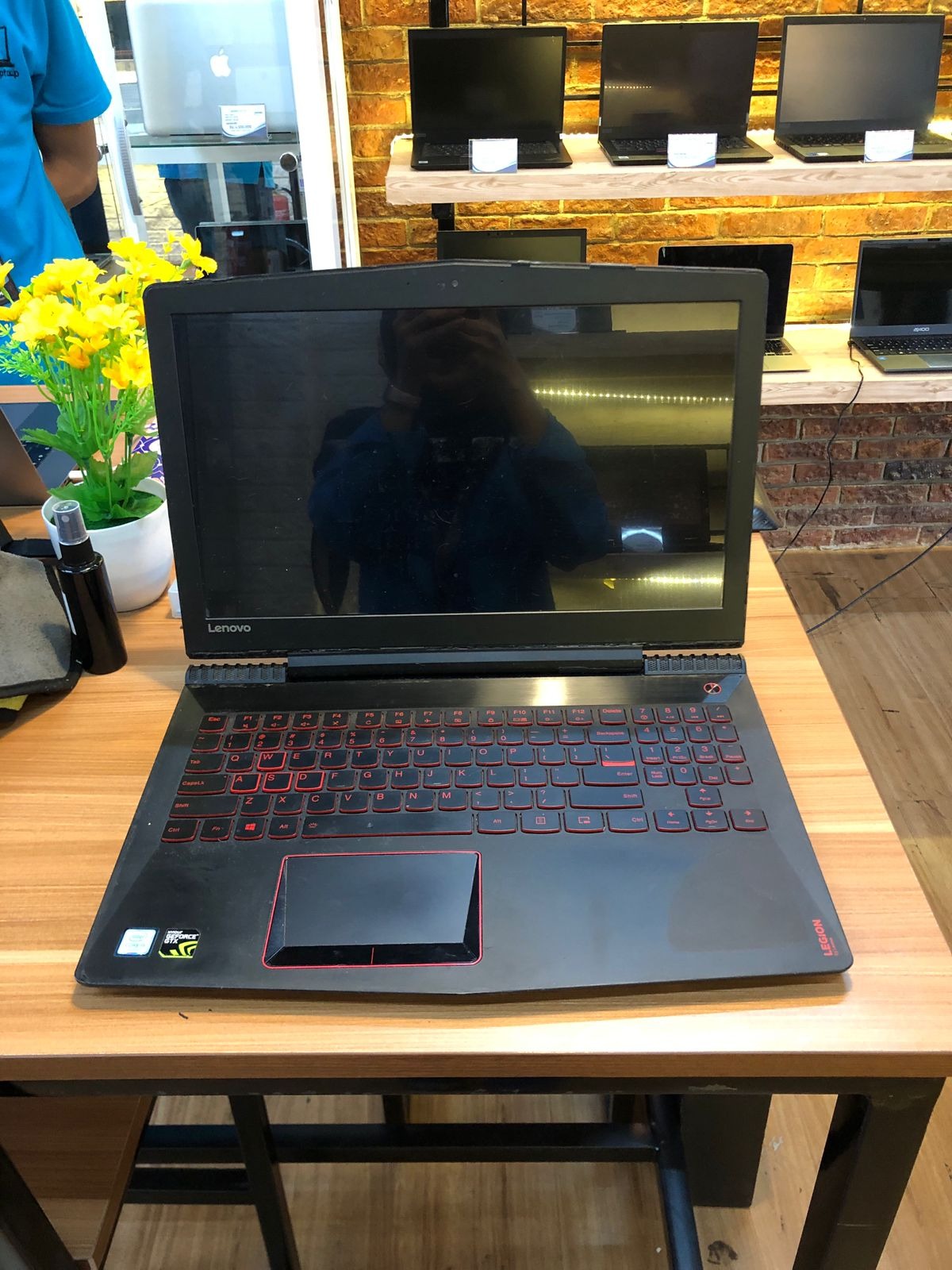 LENOVO LEGION | kota wisata