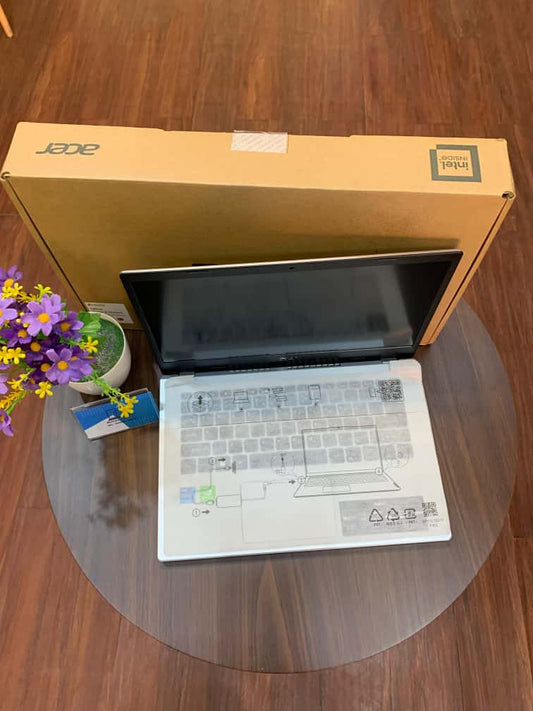 ACER ASPIRE 3 8/512 NEW