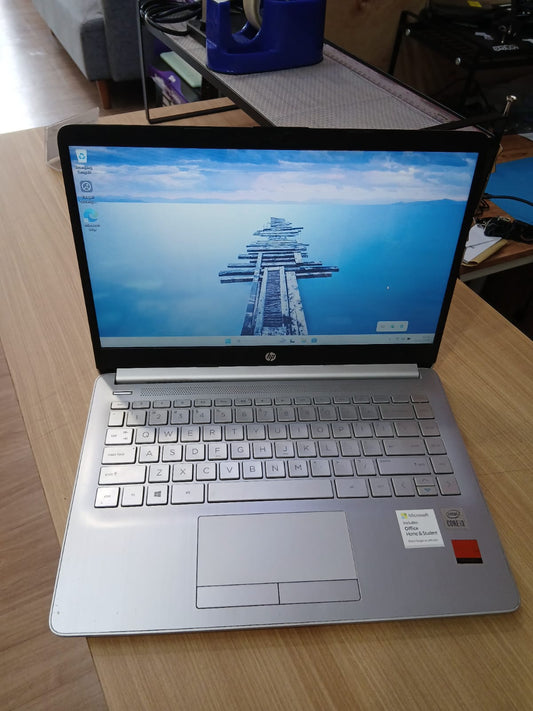 HP 14S I3 GEN 10 CPU : I3 GEN 10 Ram  : 8 GB Penyimpanan :  SSD 512GB