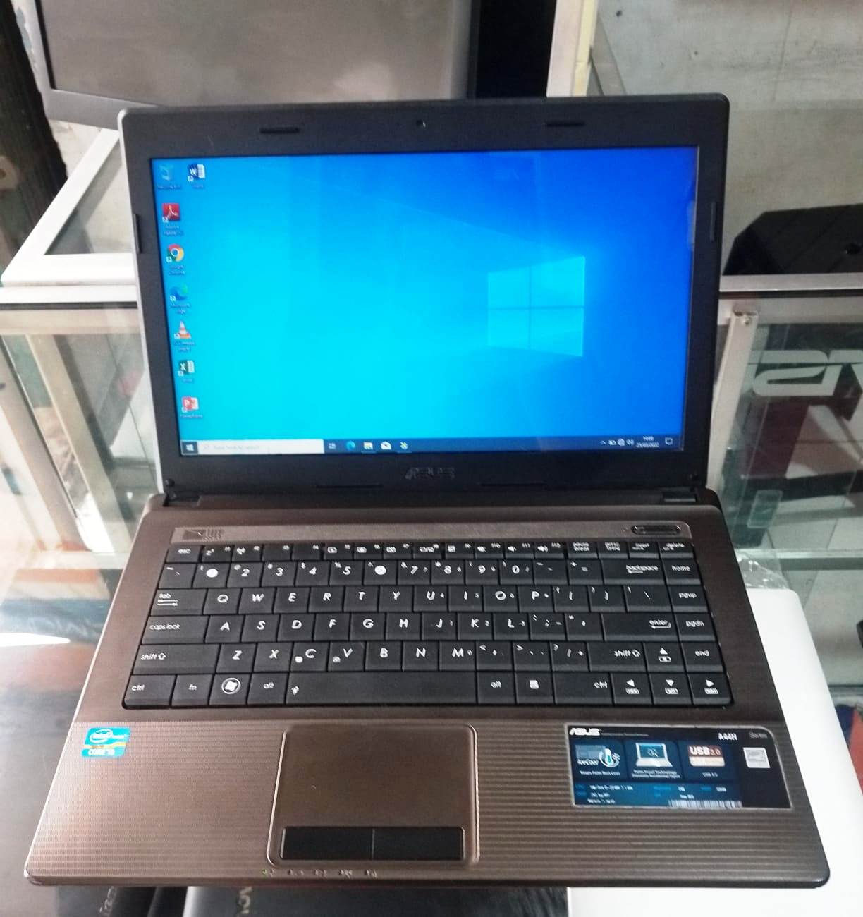 ASUS A44H CORE I3 RAM 4 GB / HDD 320 GB | Depok
