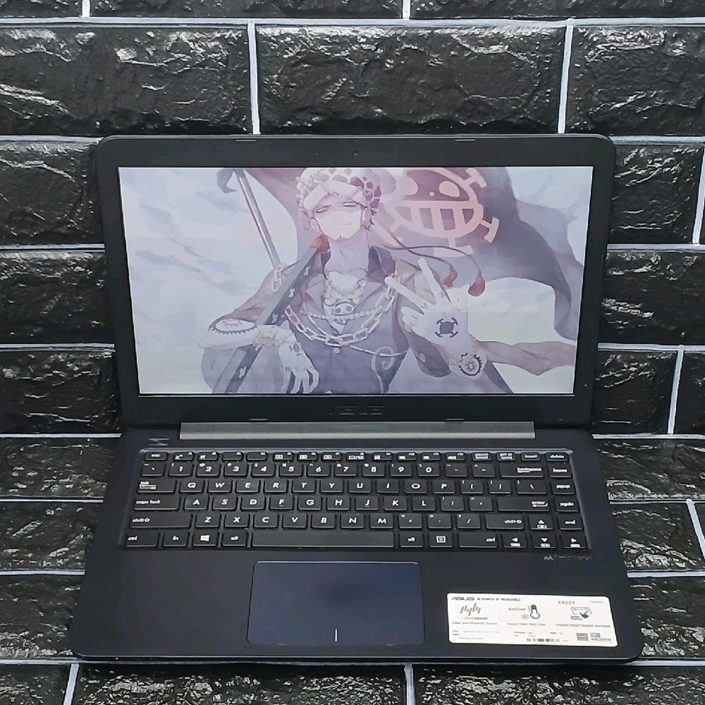 ASUS VIVOBOOK E14 AMD RADEON R2 SSD 4/256GB 2,50Ghz Windows 10 64bit 14 Inch | TANDUR